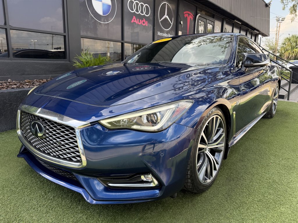 2017 INFINITI Q60 Coupe