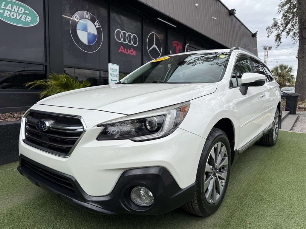 2018 Subaru Outback Touring