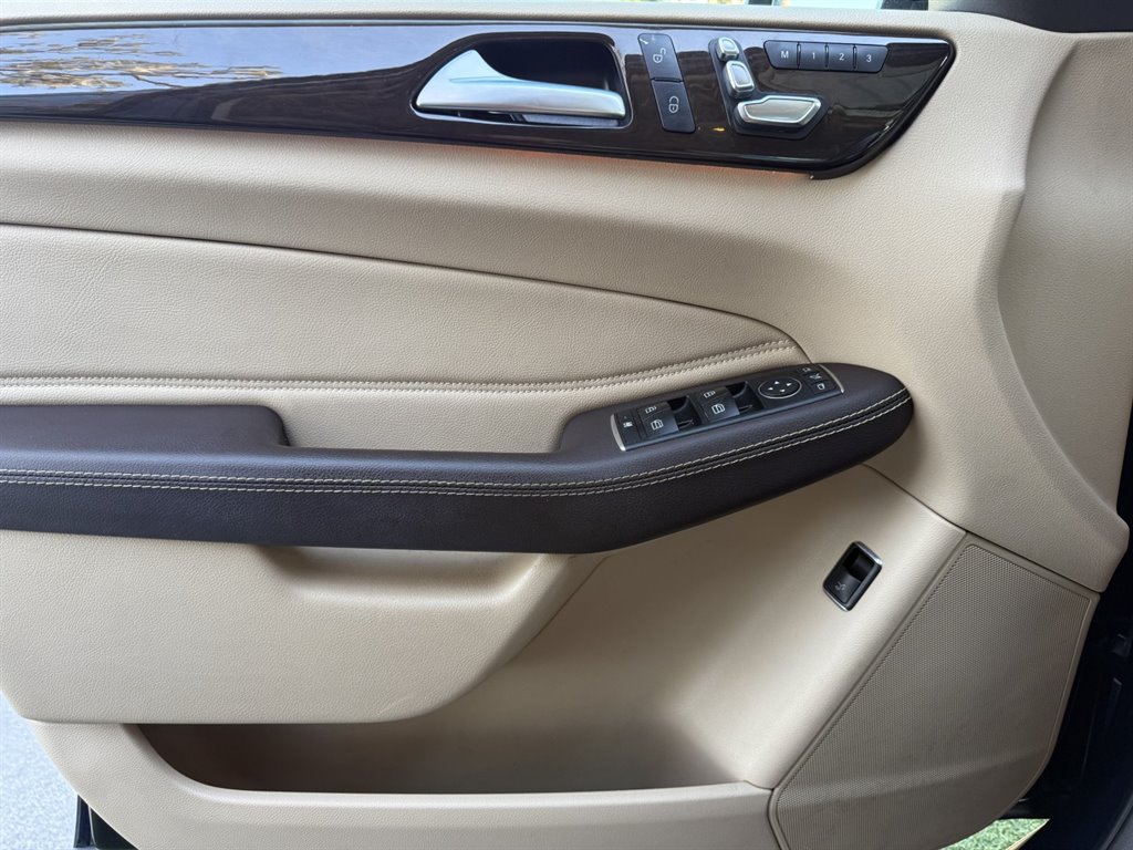 2017 Mercedes-Benz GLS-Class GLS450 - Photo 32
