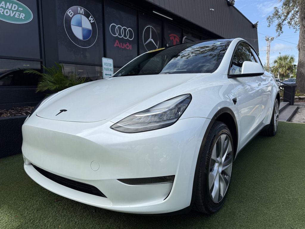 2023 Tesla Model Y Long Range