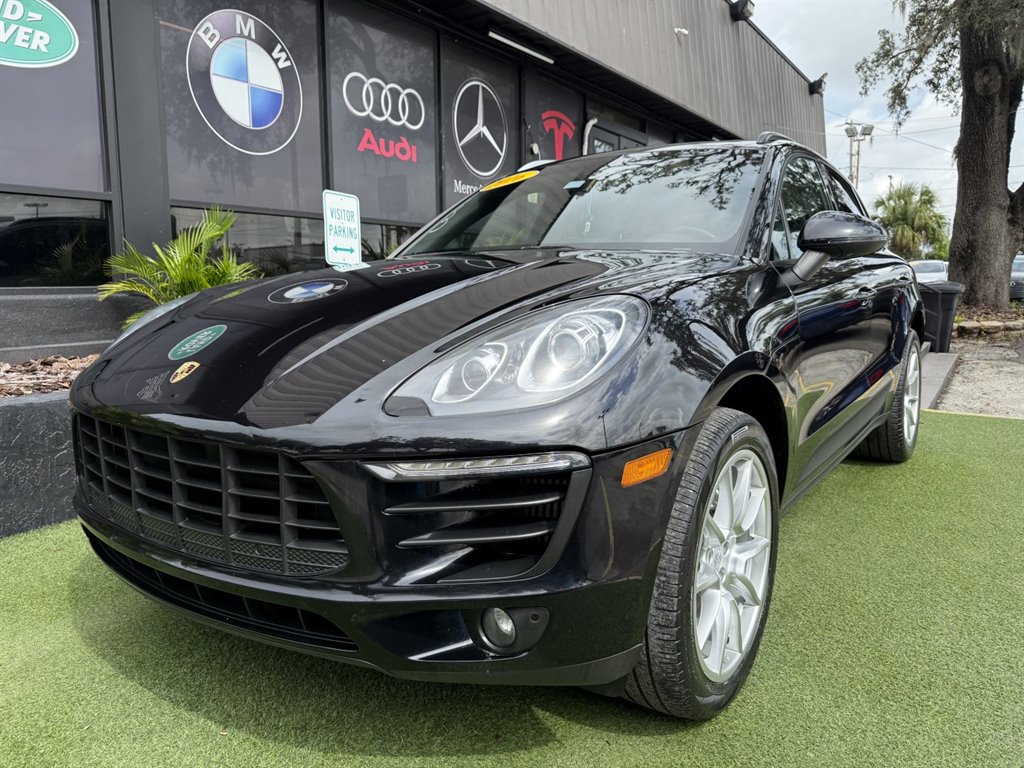 2016 Porsche Macan