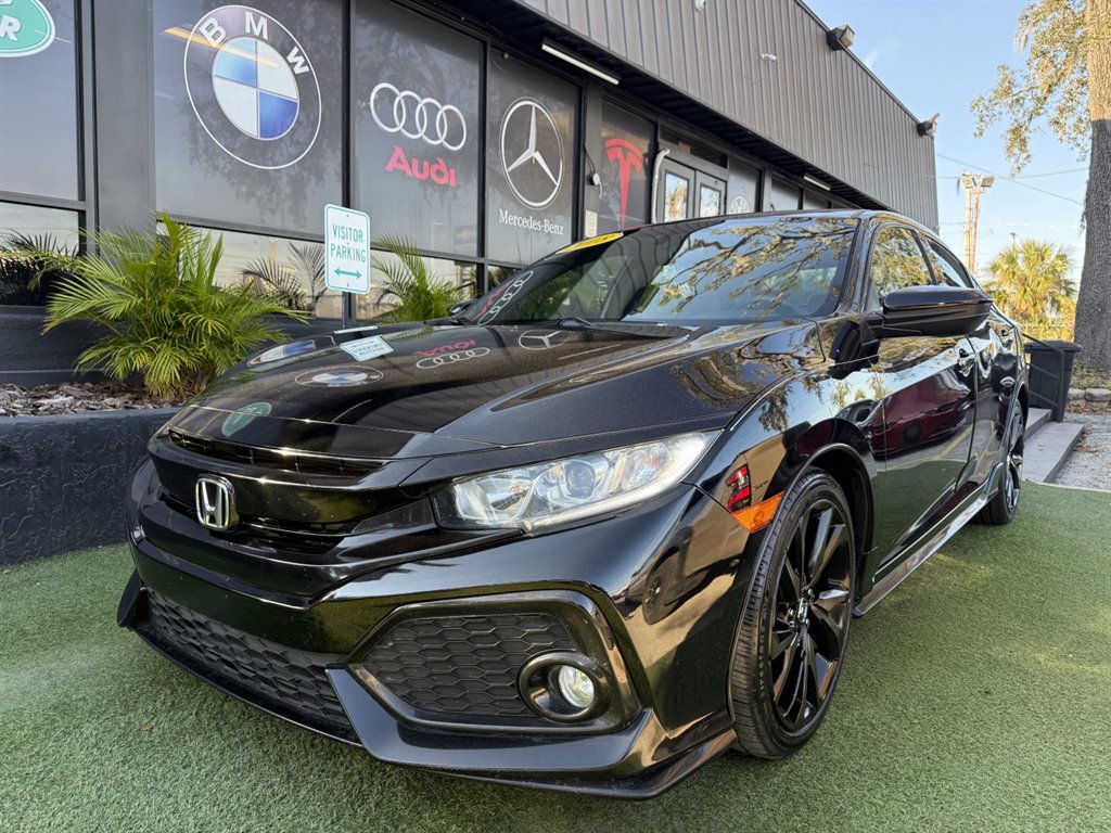2018 Honda Civic Hatchback Sport's photo