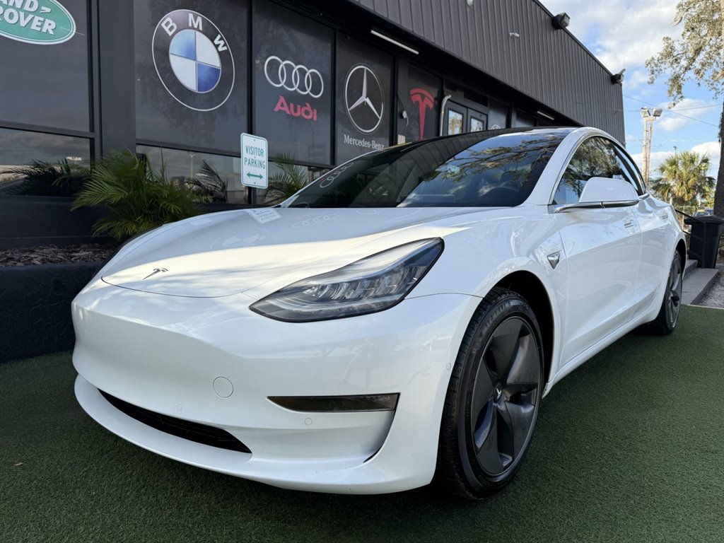 2018 Tesla Model 3 Long Range's photo