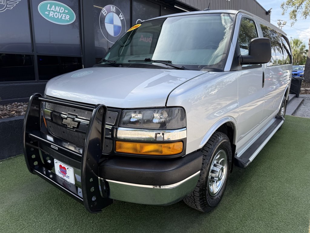 2014 Chevrolet Express 2500 LS's photo