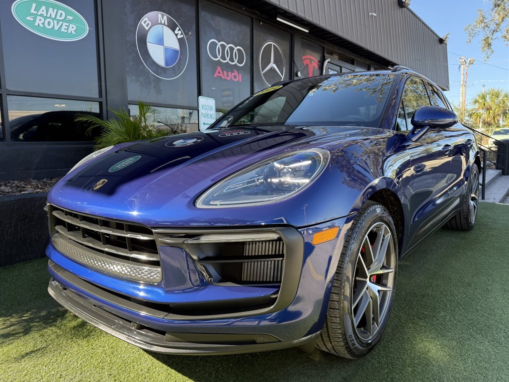 2022 Porsche Macan S