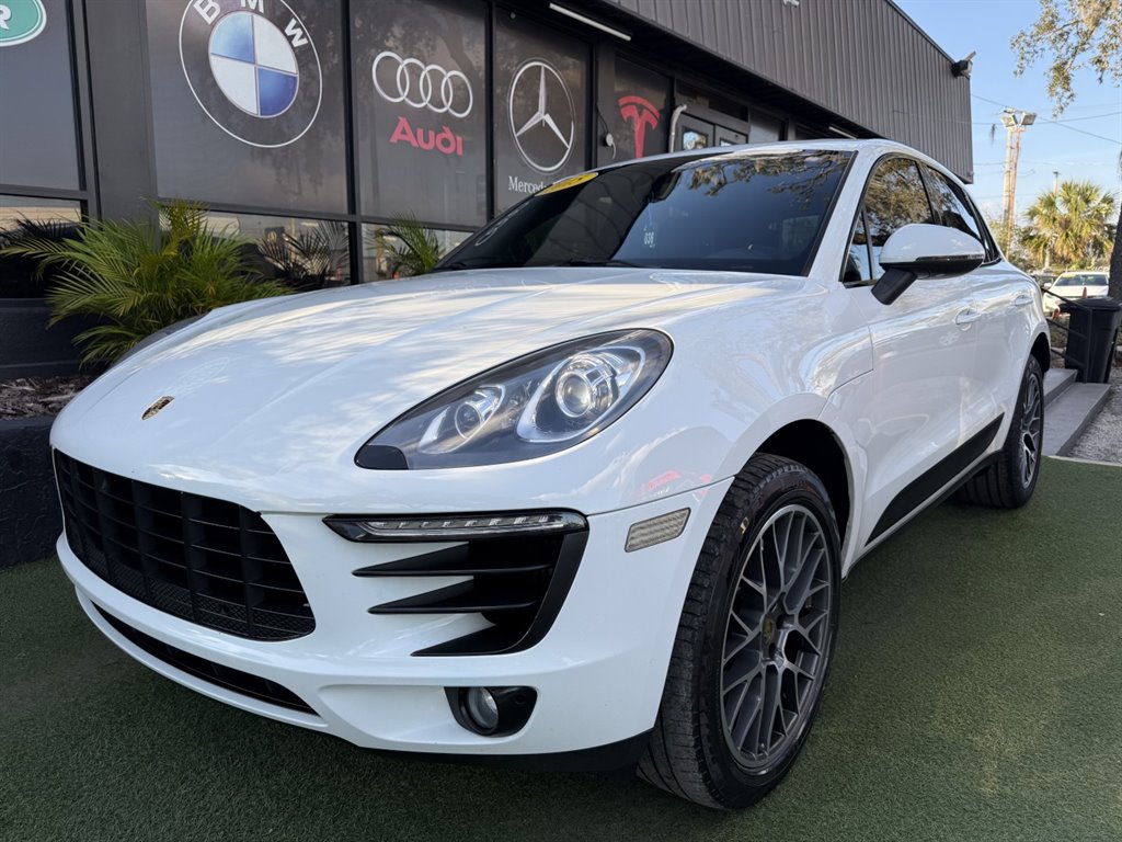 2015 Porsche Macan S