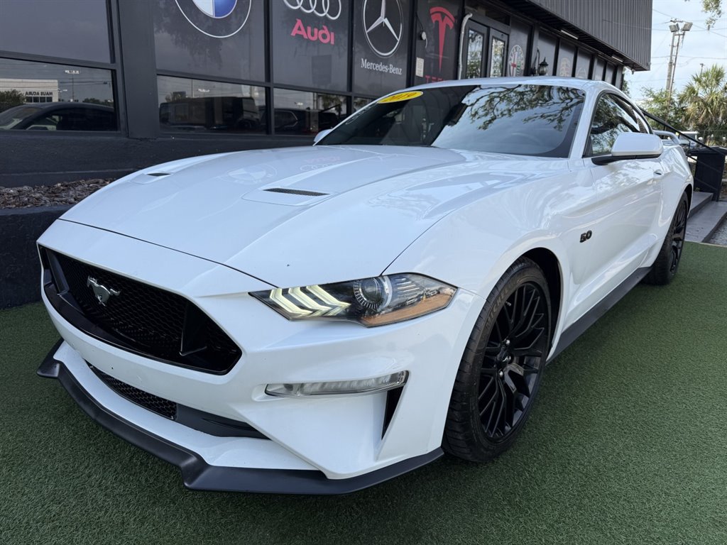 2019 Ford Mustang GT Coupe's photo