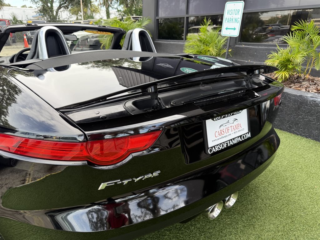 2017 Jaguar F-TYPE Base - Photo 7