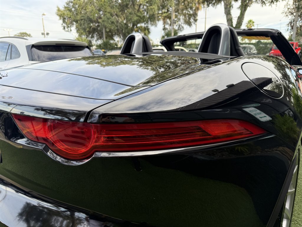 2017 Jaguar F-TYPE Base - Photo 16