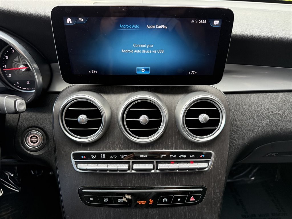 2021 Mercedes-Benz GLC GLC300 - Photo 26
