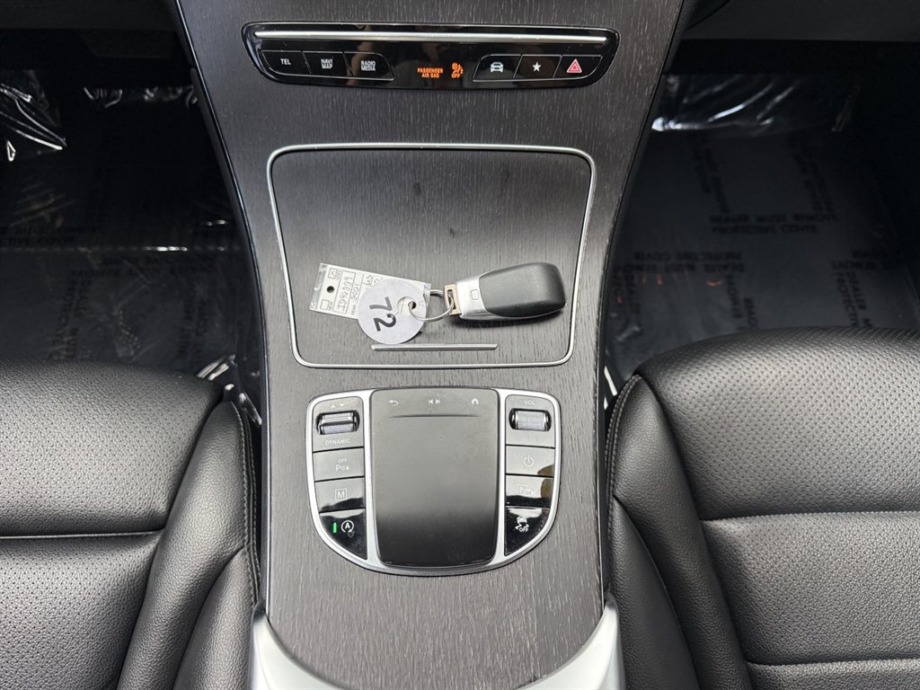 2021 Mercedes-Benz GLC GLC300 - Photo 25