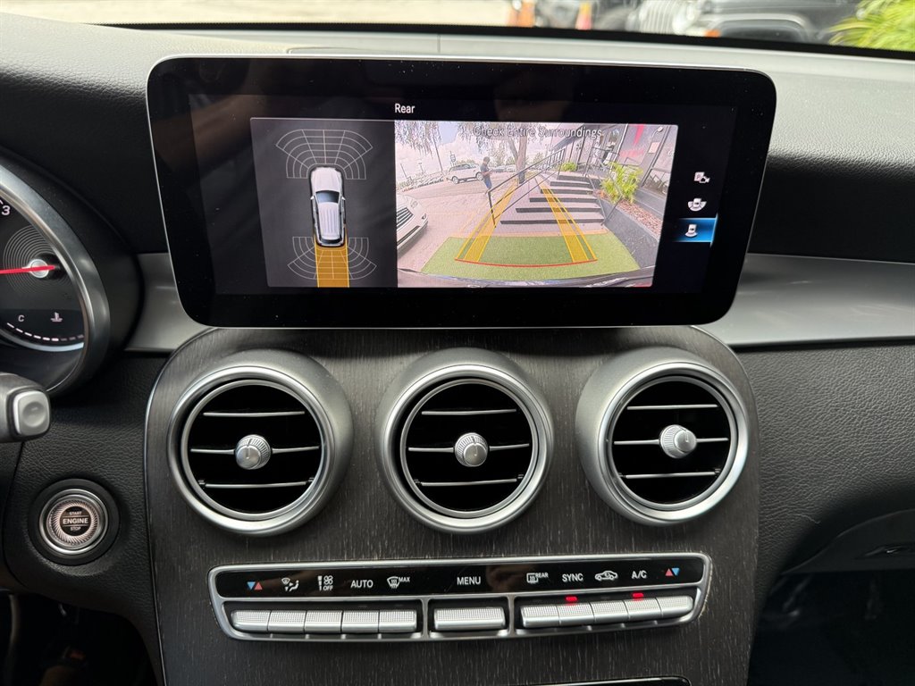 2021 Mercedes-Benz GLC GLC300 - Photo 27
