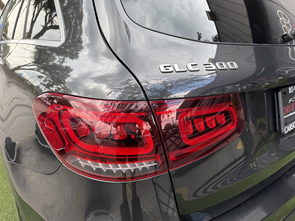 2021 Mercedes-Benz GLC GLC300 - Photo 11