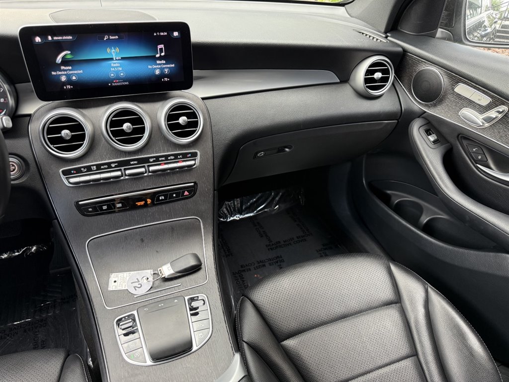 2021 Mercedes-Benz GLC GLC300 - Photo 22