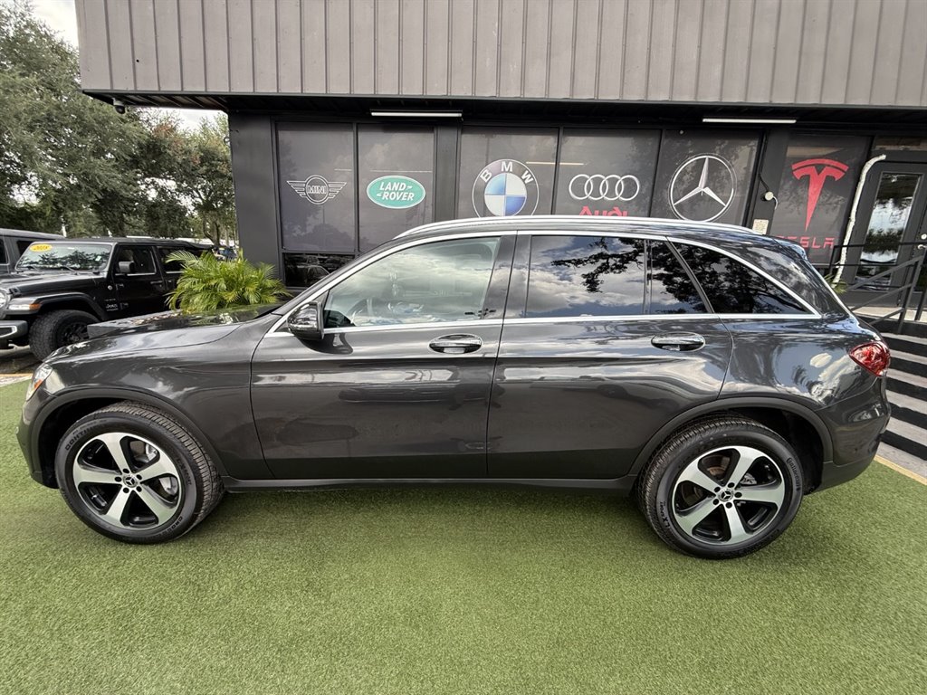 2021 Mercedes-Benz GLC GLC300 - Photo 7