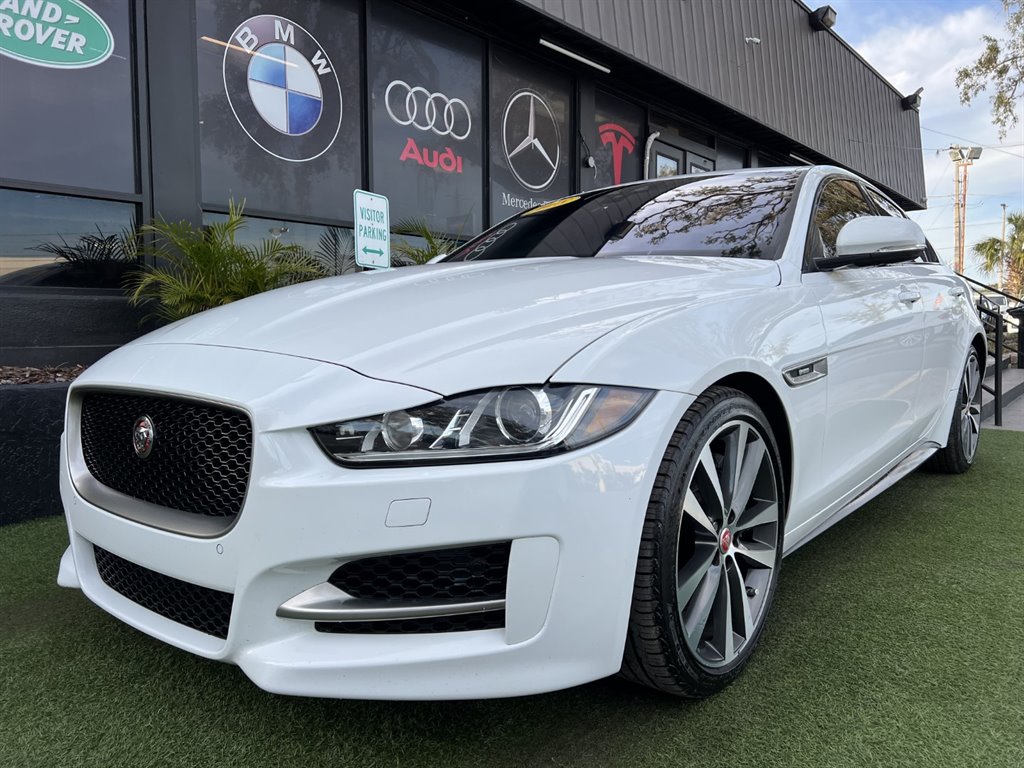 2018 Jaguar XE
