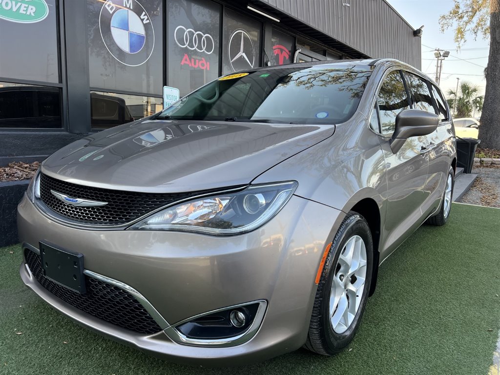 2018 Chrysler Pacifica Touring Plus