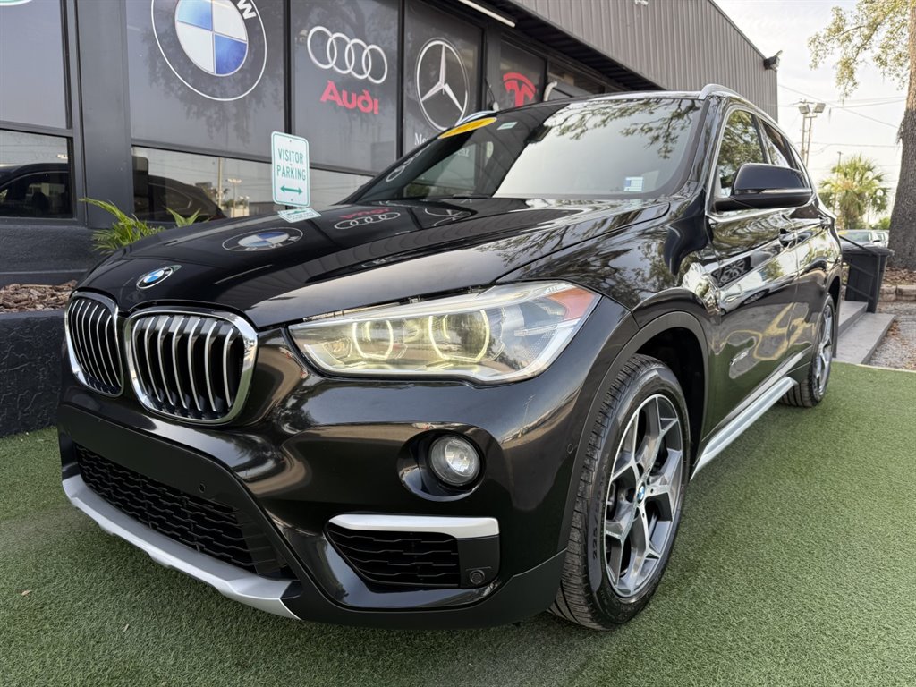 2016 BMW X1 28i's photo
